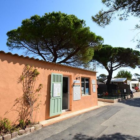 Hotel Camping La Bergerie Plage Hyères Exterior foto